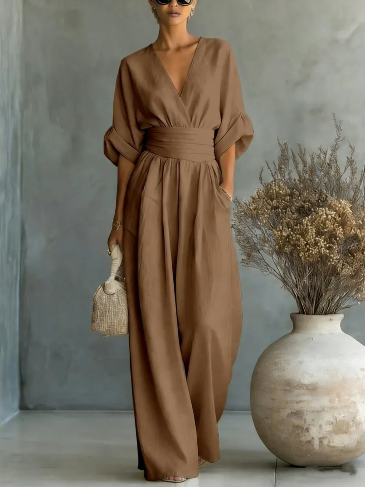 Emilia™ | Elegant Jumpsuit with V Neck