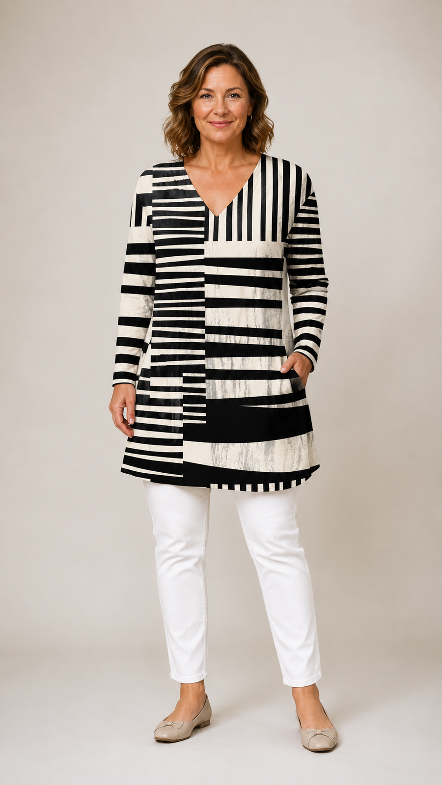 Cherie™ - Long Blouse with V-Neck