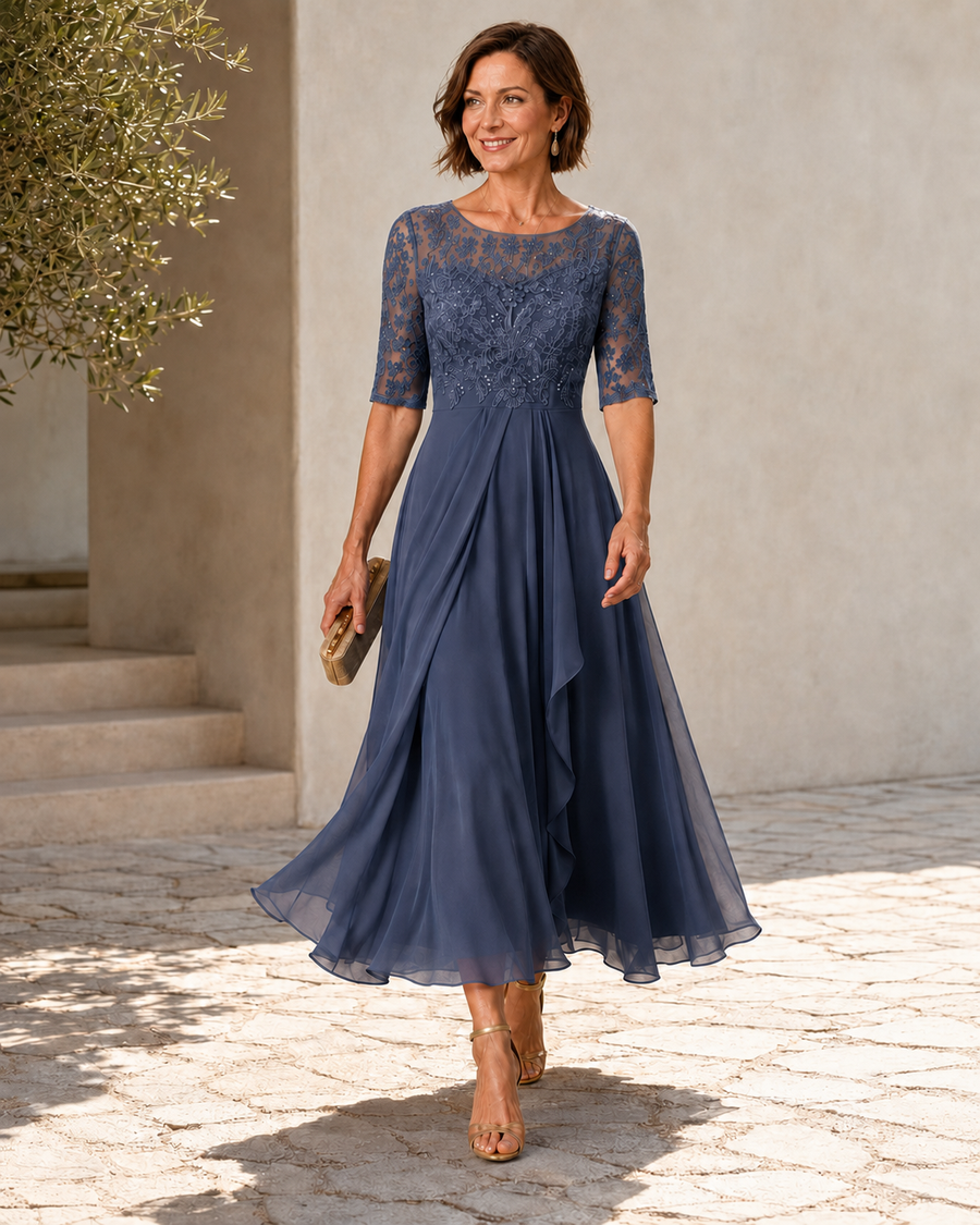 Amelia™ – The Flattering Lace Midi Dress